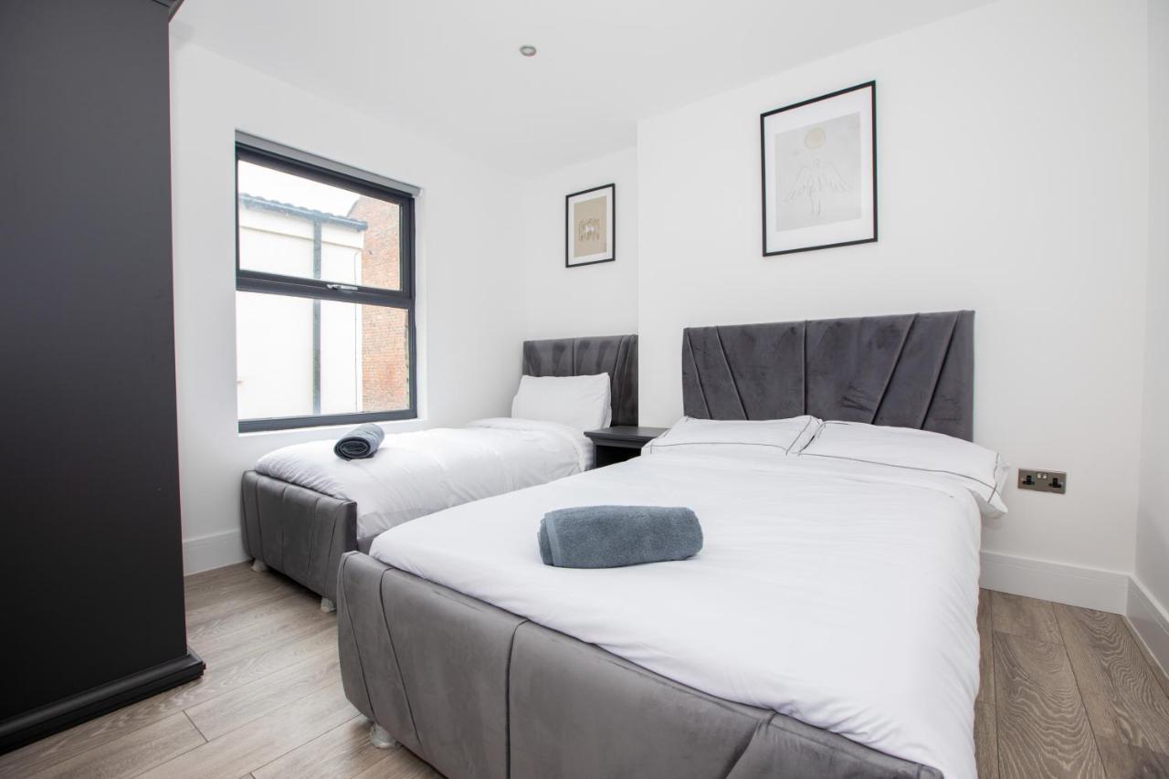 Stylish Stay Near The Stadium Walk To The Action Liverpool Bagian luar foto